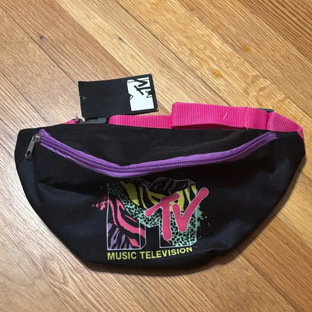 MTV Black and Pink Fanny Pack - Picture 2 of 10